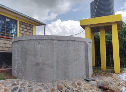 Meijendelloop: Lopen voor water. Video uit Kenia!